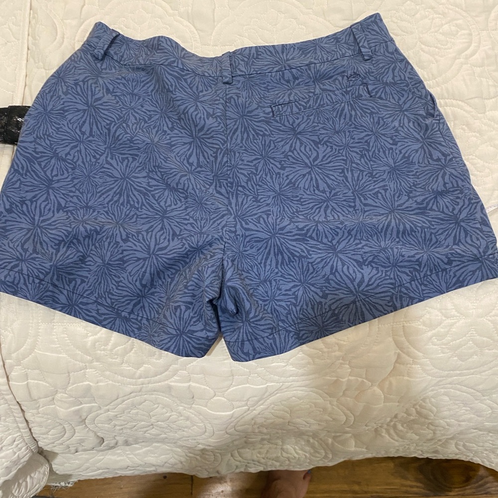 Southern Tide Blue Patterned Women's Bermuda Shorts - Picture 2 of 7